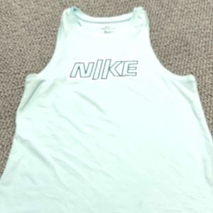 Nike tee